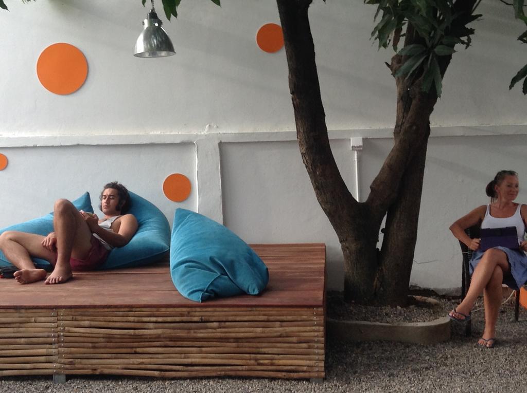 The Living Quarters Hostel 543 Siem Reap Exteriör bild
