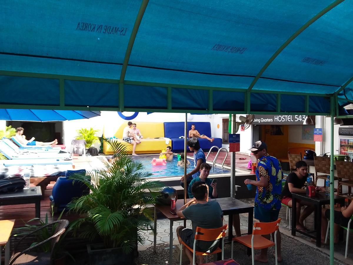 The Living Quarters Hostel 543 Siem Reap Exteriör bild