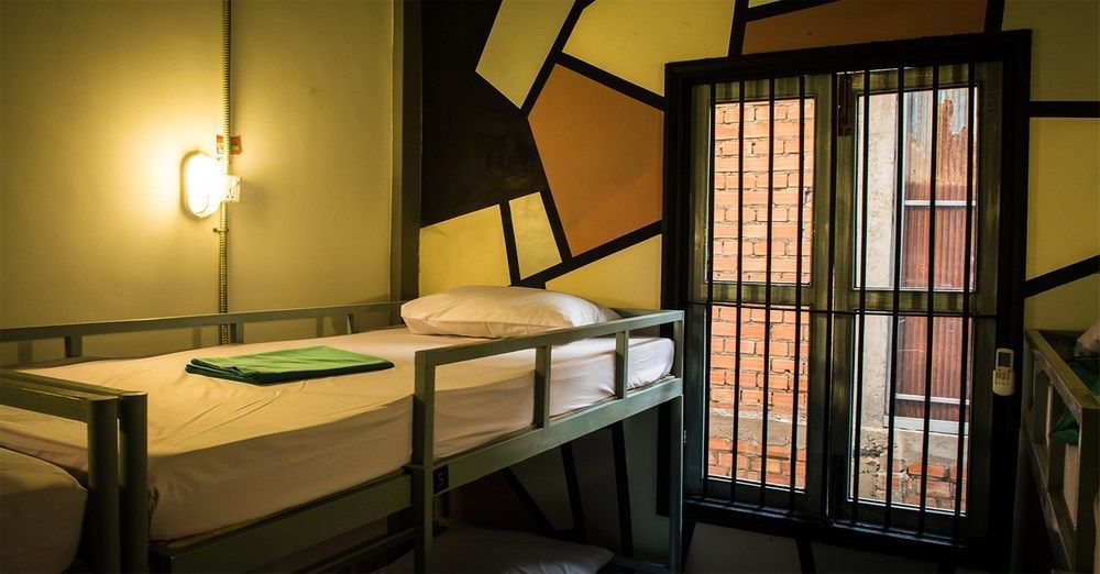 The Living Quarters Hostel 543 Siem Reap Exteriör bild