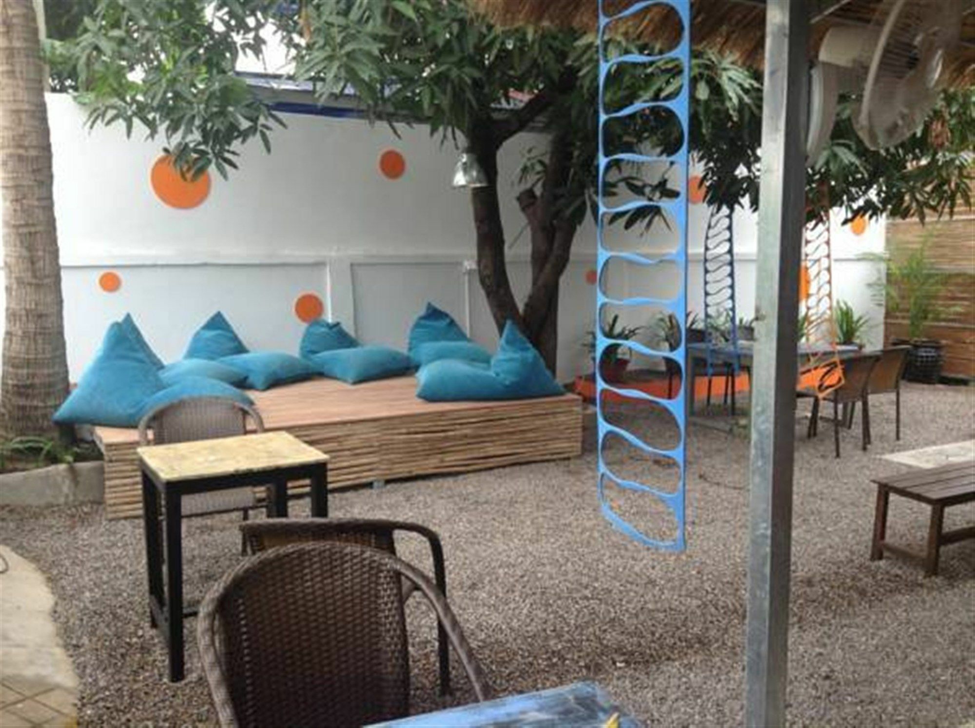 The Living Quarters Hostel 543 Siem Reap Exteriör bild